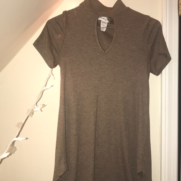 Brown Top - Picture 2 of 2